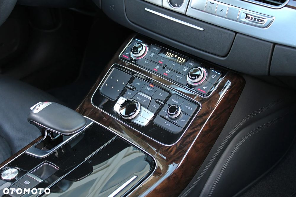 Audi A8 4.2 FSI Quattro tiptronic - 24