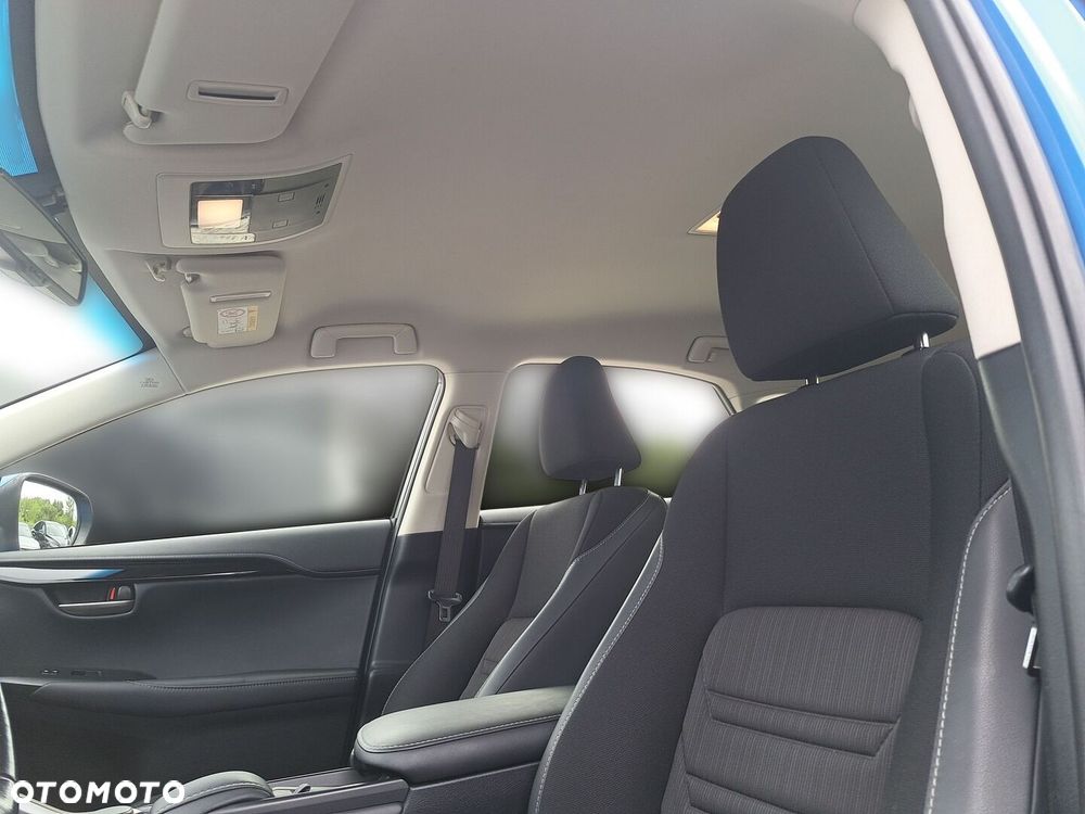 Lexus NX 200t Elite 2WD - 17
