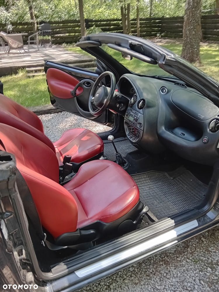 Ford Streetka 1.6 Luxury - 11