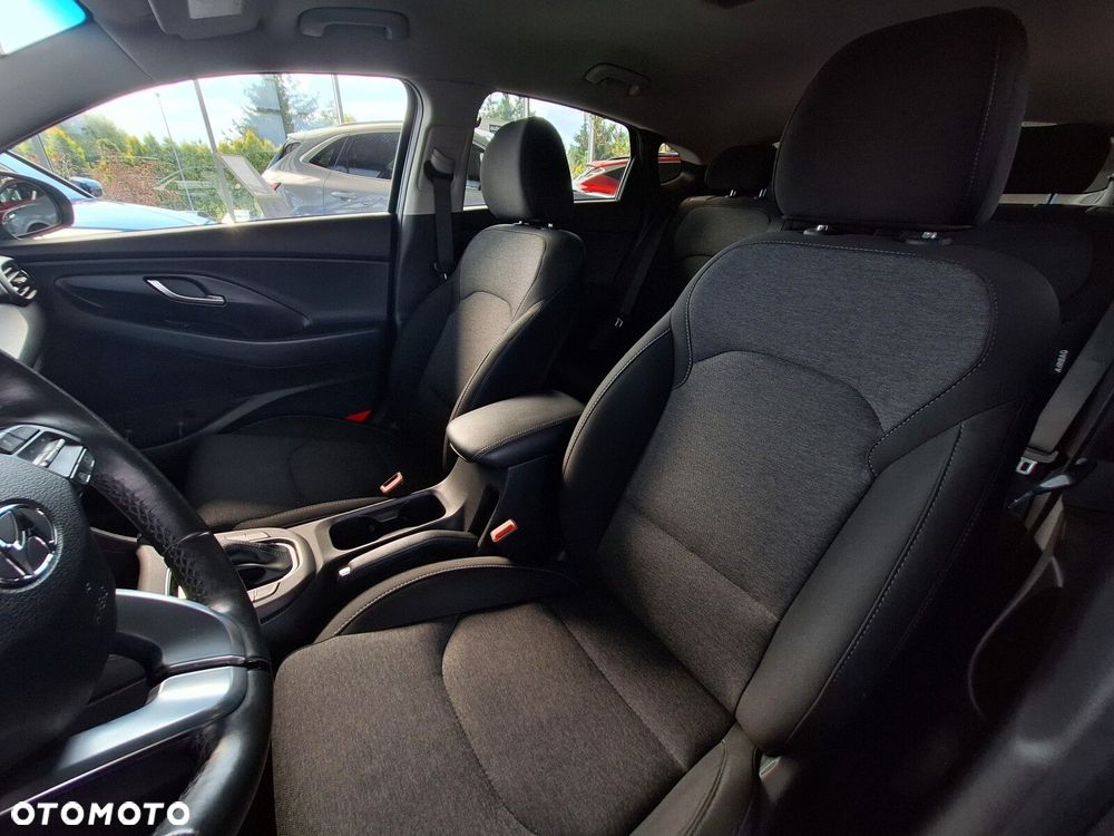 Hyundai i30 1.5 T-GDI 48V Smart DCT - 21