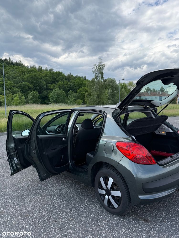 Peugeot 207 95 VTi Urban Move - 2