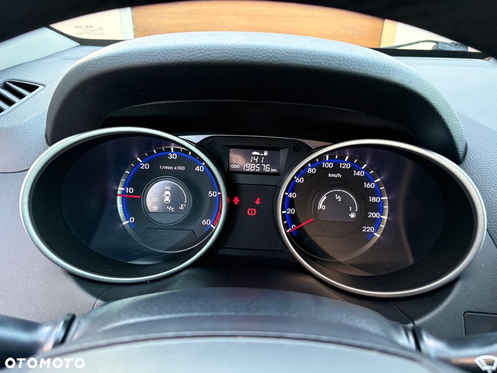 Hyundai ix35 2.0 CRDi 4WD Premium - 24