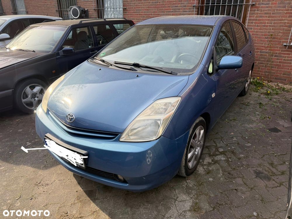 Toyota Prius 1.5 VVT-i Prestige - 1