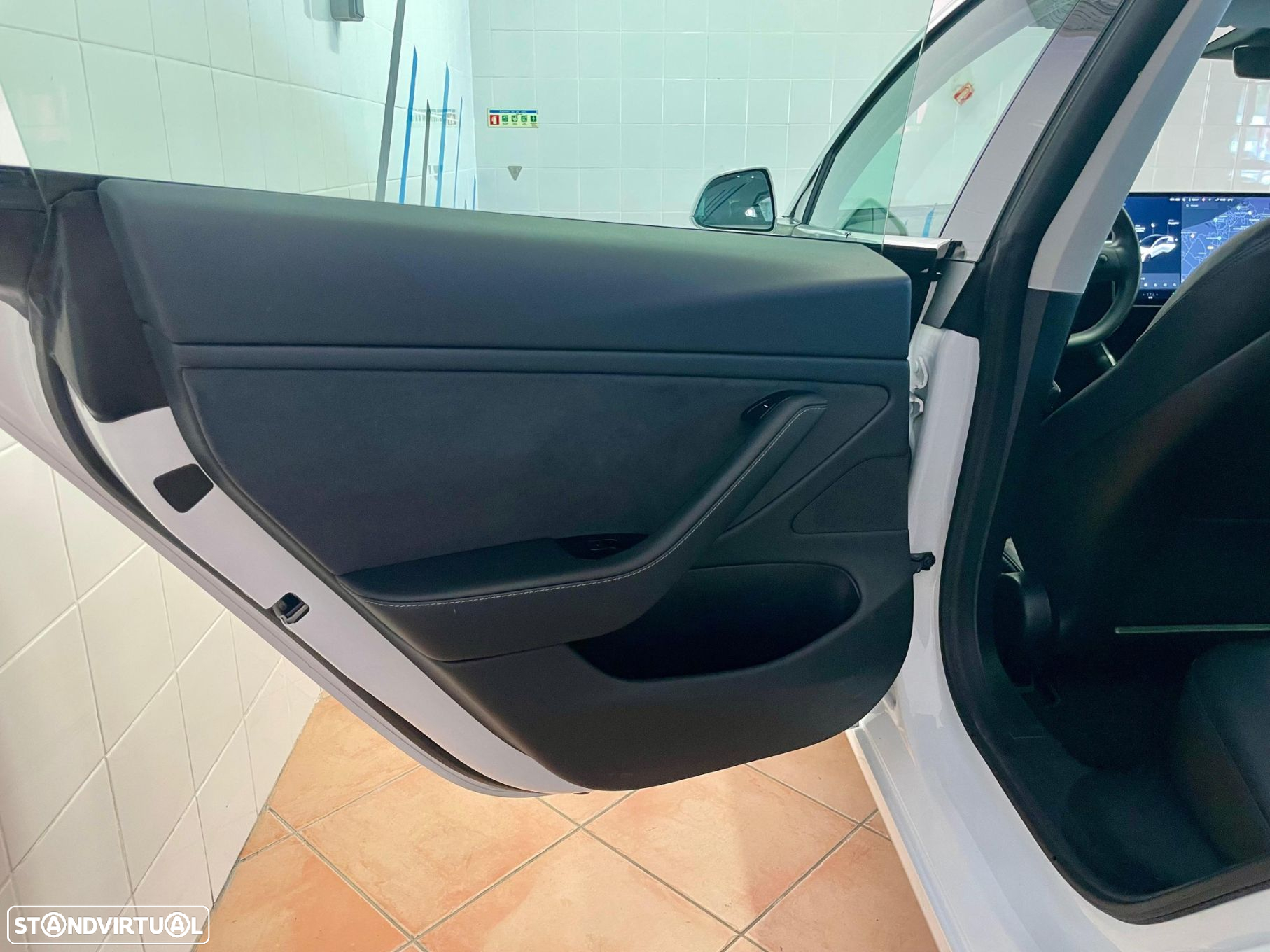 Tesla Model 3 Standard Range Plus RWD - 26