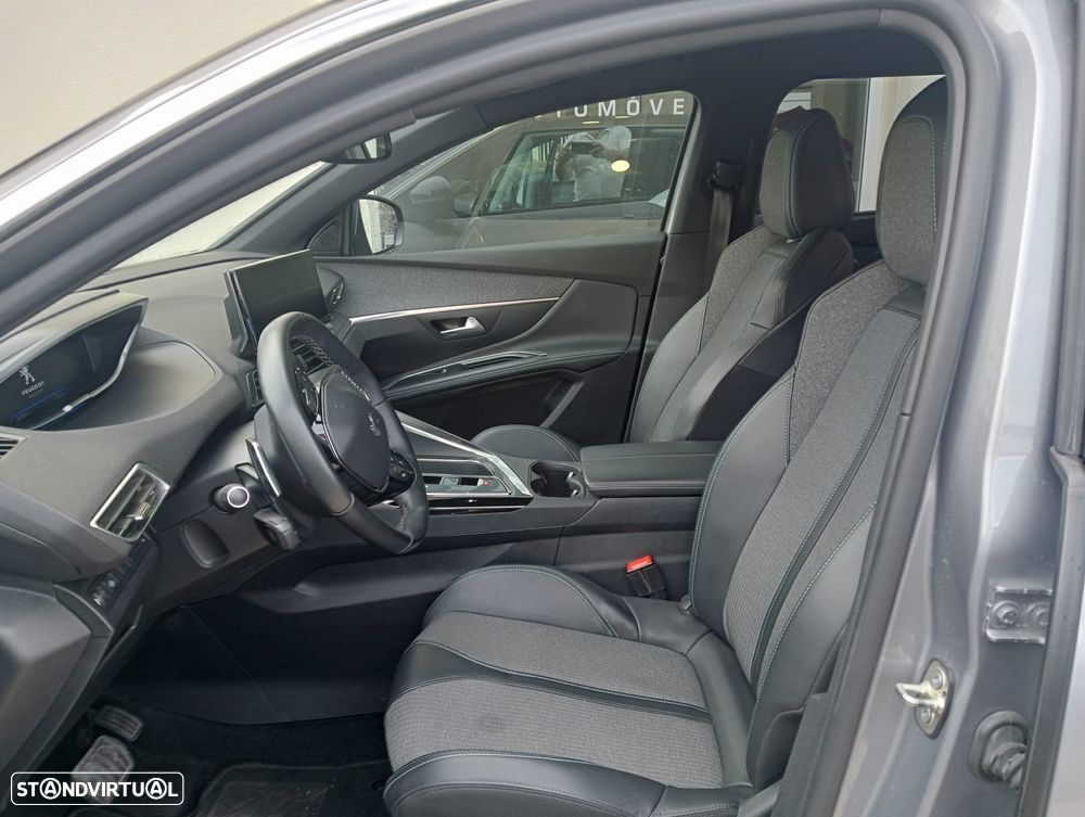 Peugeot 5008 1.2 PureTech Allure Pack EAT8 - 3