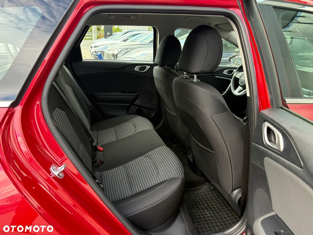 Kia Ceed 1.5 T-GDI M DCT - 26