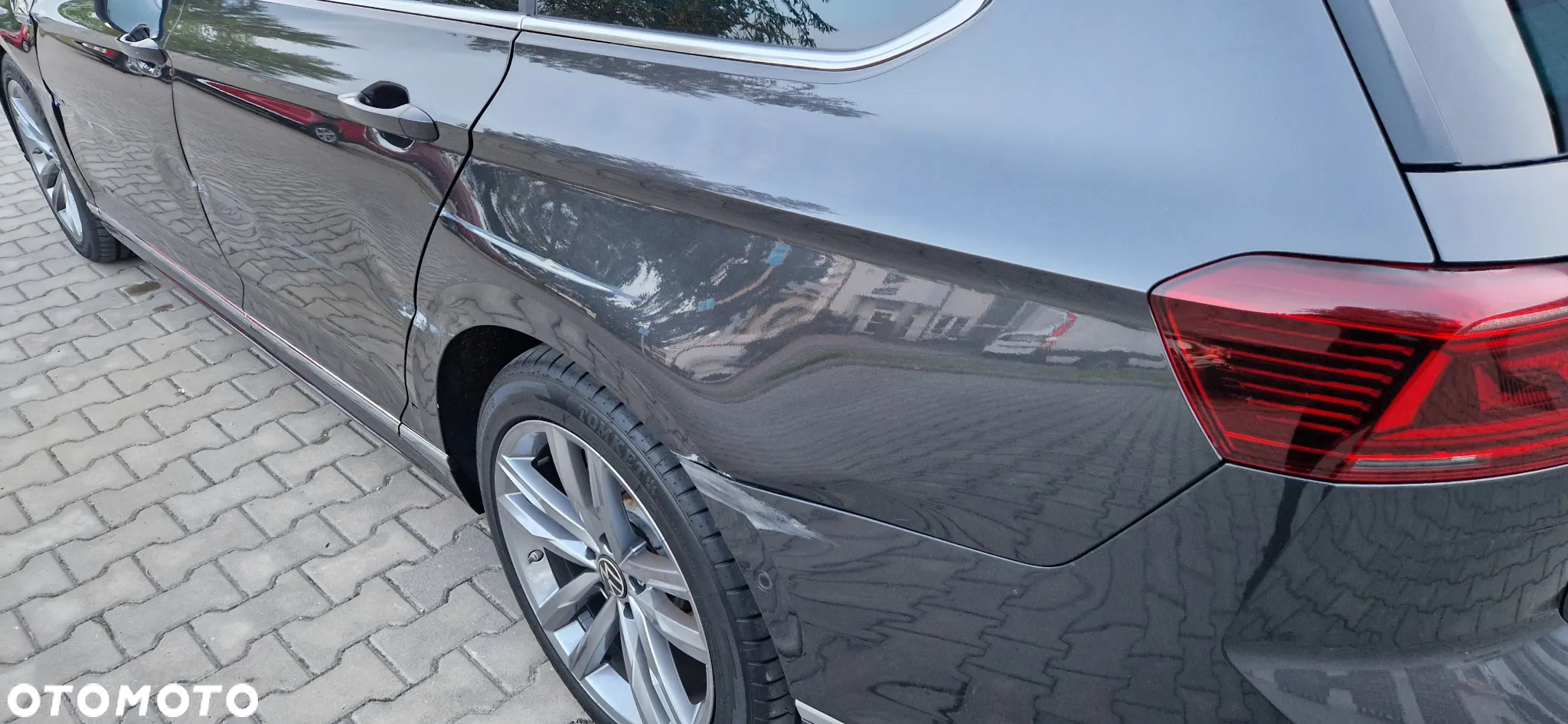 Volkswagen Passat Variant 2.0 TDI SCR DSG 4Motion Business - 31