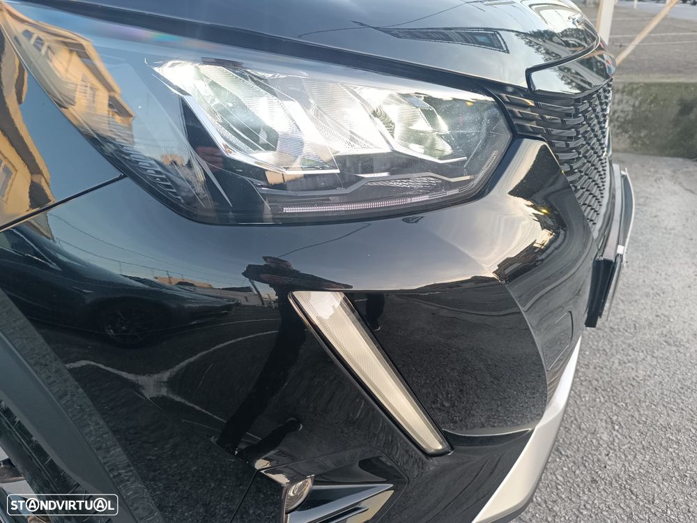 Peugeot e-2008 Allure Pack - 18