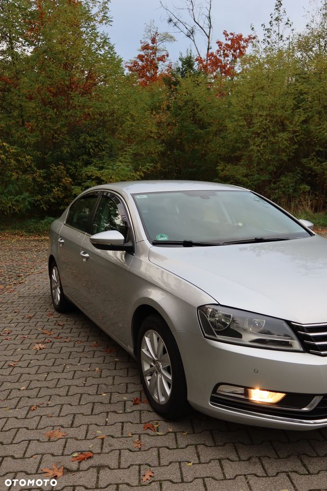 Volkswagen Passat 1.4 TSI Trendline DSG - 26