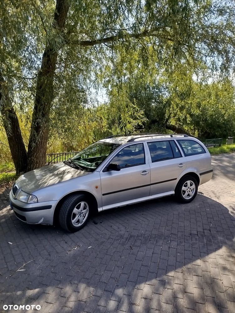 Skoda Octavia 1.9 TDI Tour - 1