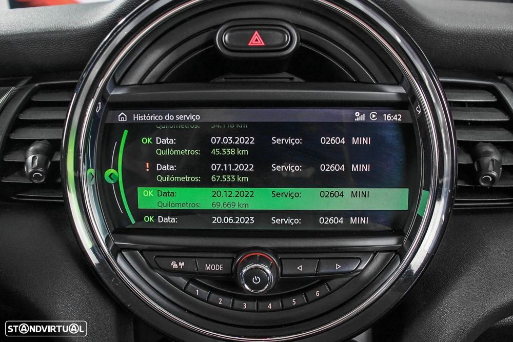 MINI Cabrio John Cooper Works Auto Desportiva - 46