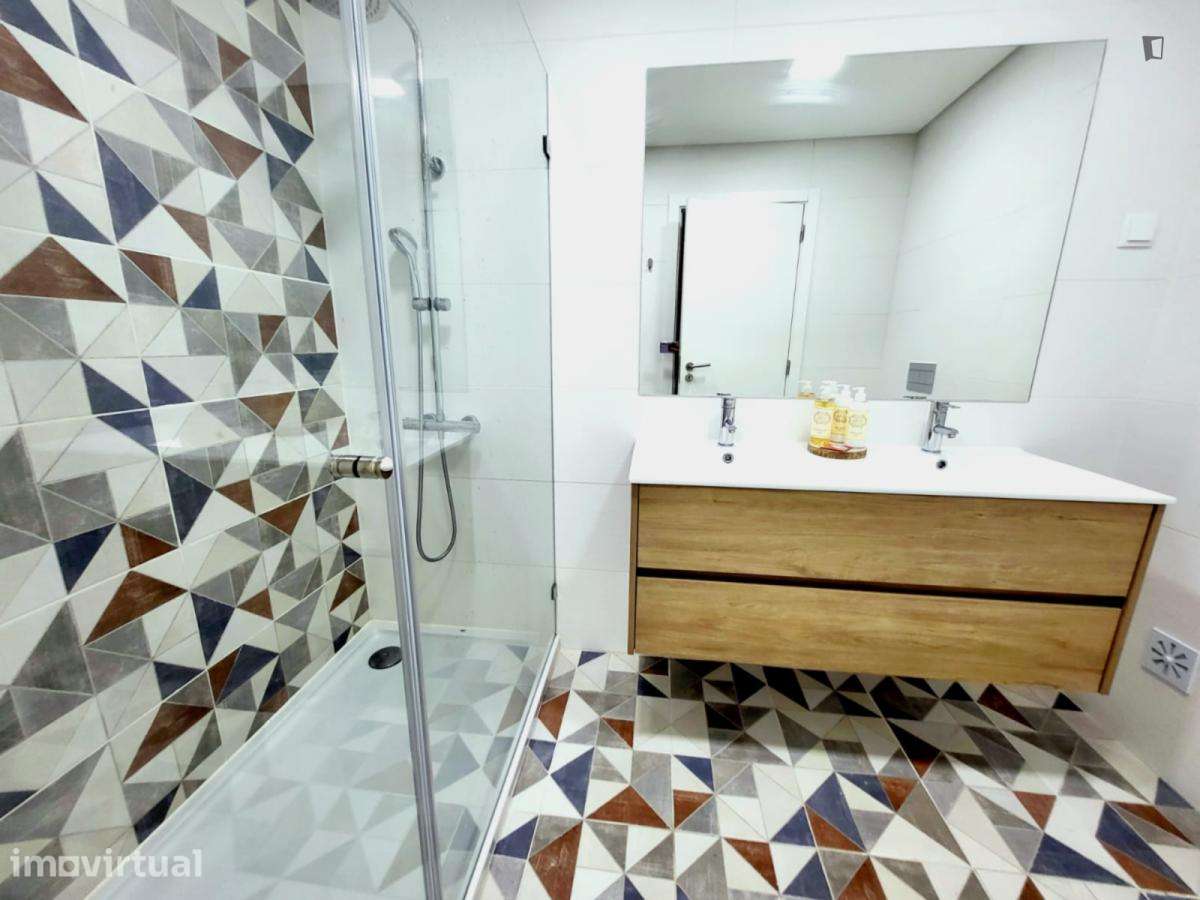 Apartamento com 2 quartos - localizado em Setubal - Grande imagem: 3/12