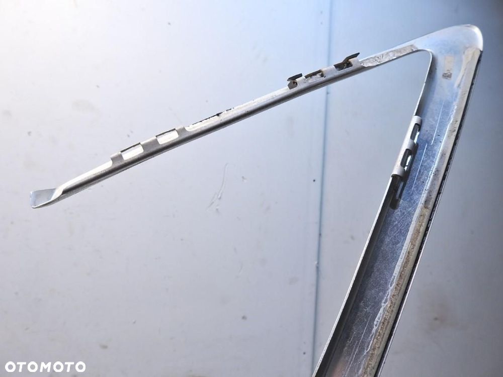 LISTWA KAROSERYJNA LEWA AUDI A8 D3 4E0853703B - 5