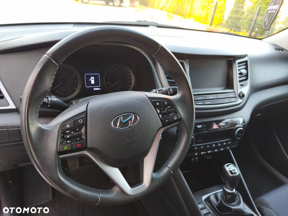 Hyundai Tucson 1.6 GDi 2WD Select - 11