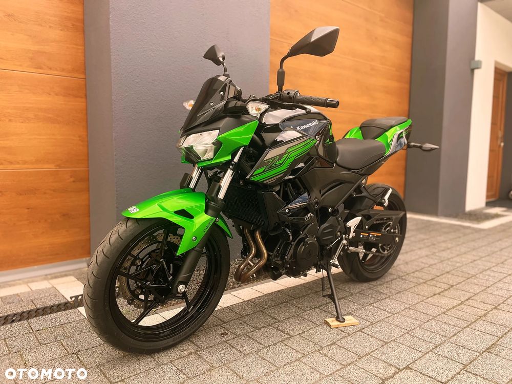 Kawasaki Z - 4