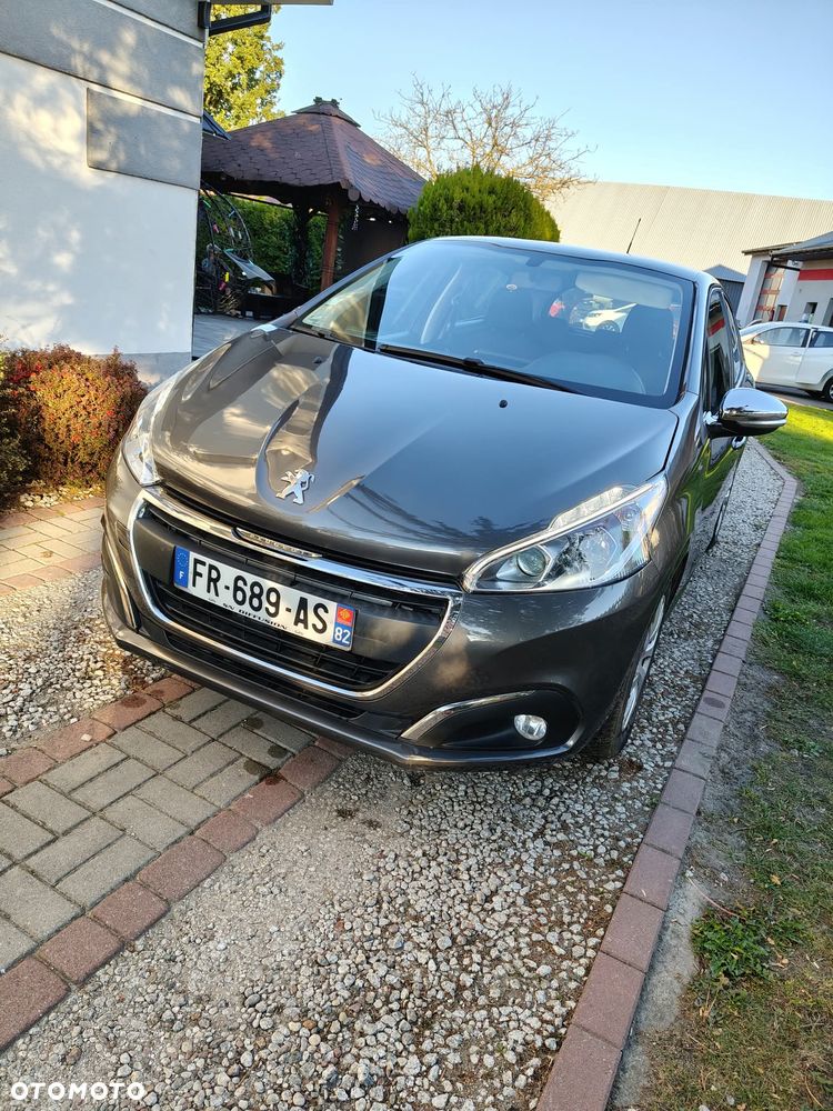 Peugeot 208 2020 photo 5