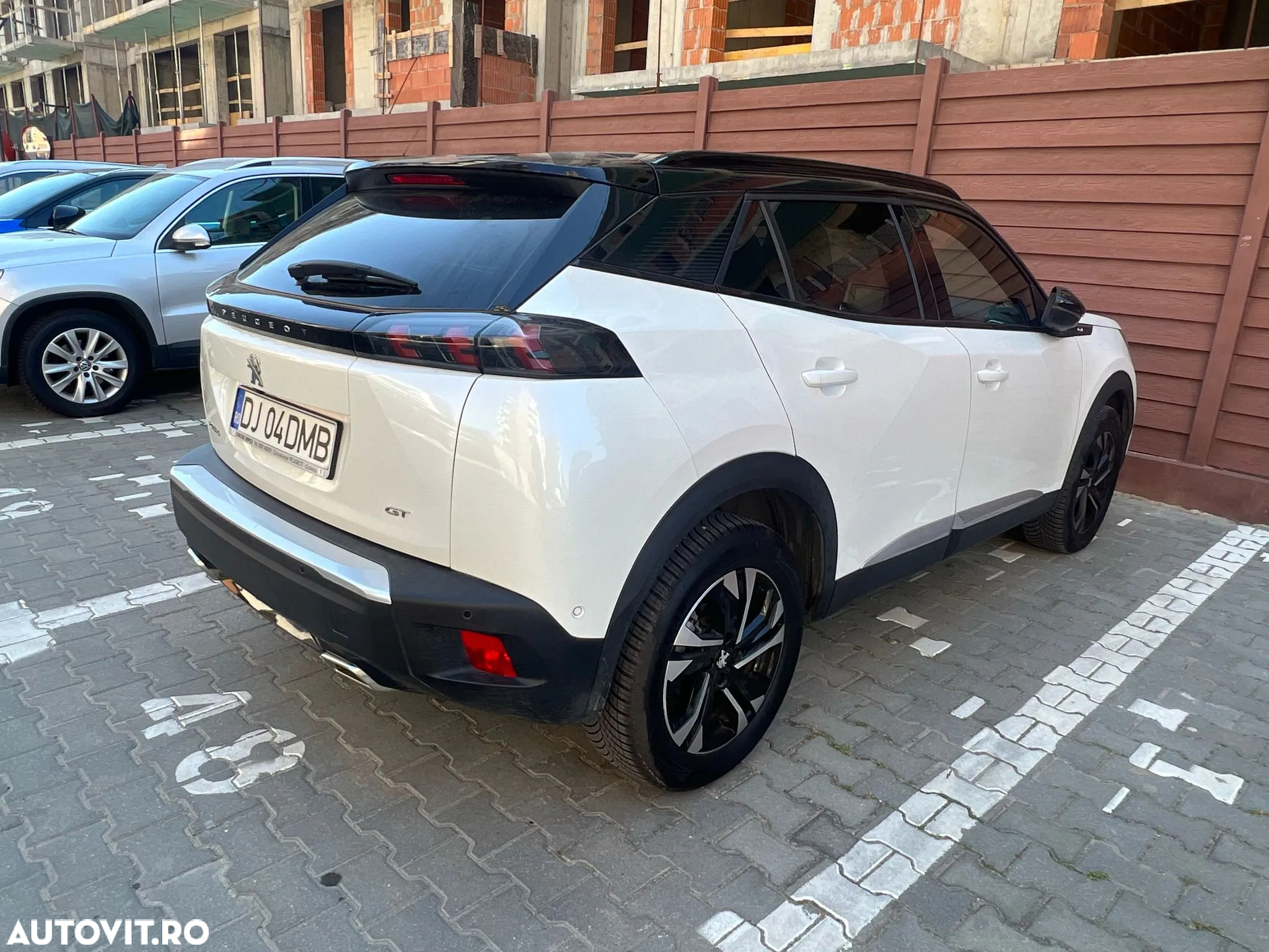 Peugeot 2008 1.2 L PureTech STT EAT8 GT Line - 7