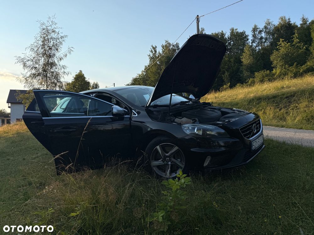 Volvo V40 D4 Drive-E R-Design Momentum - 28