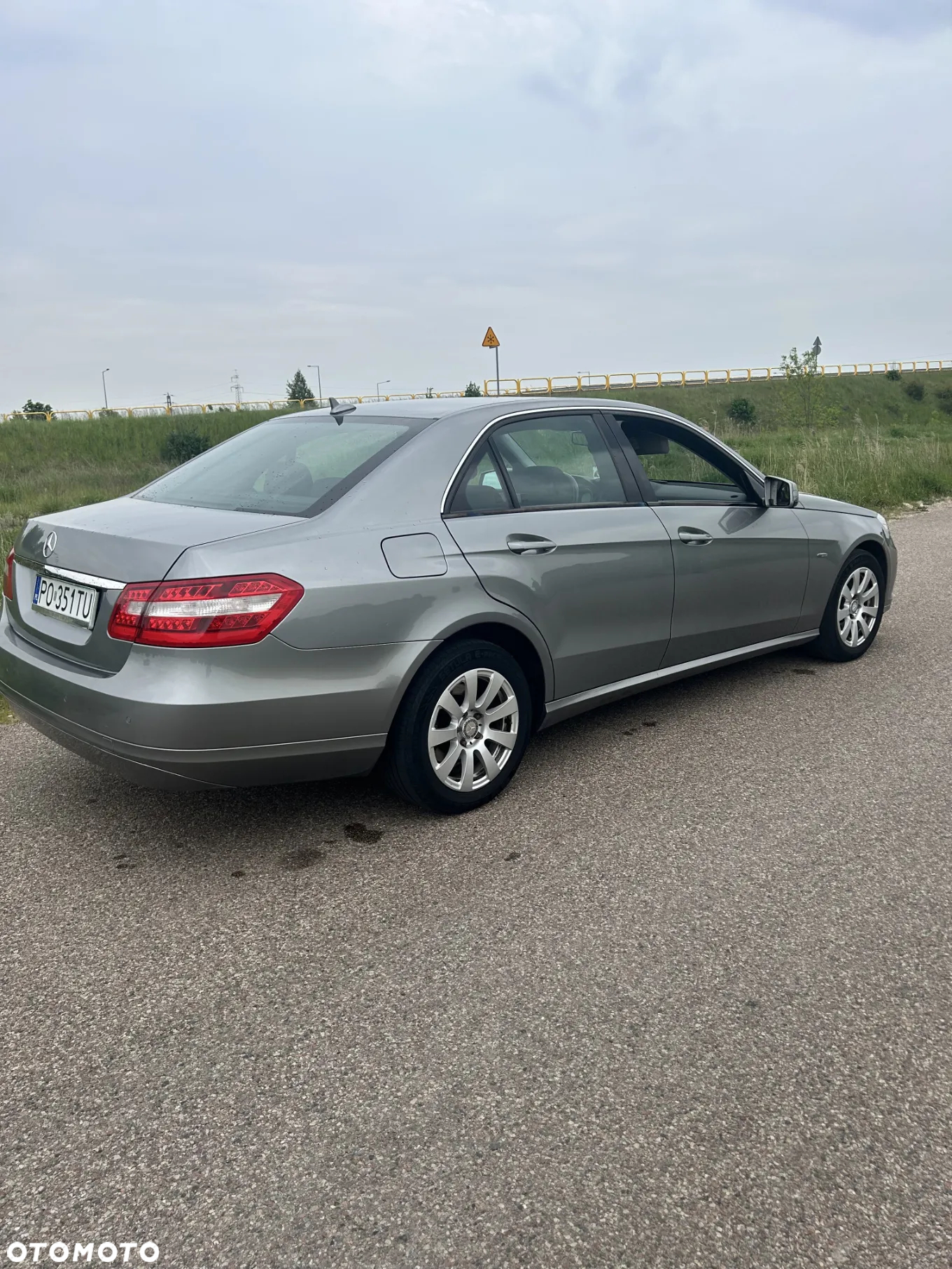 Mercedes-Benz Klasa E 250 CDI BlueEff - 8