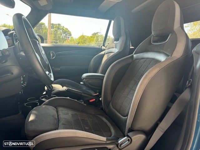 MINI Cabrio Cooper Premium Extra JCW Auto - 11
