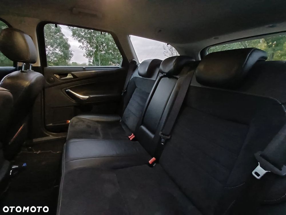 Ford Mondeo 1.6 T Platinium X Plus (Titanium) - 15