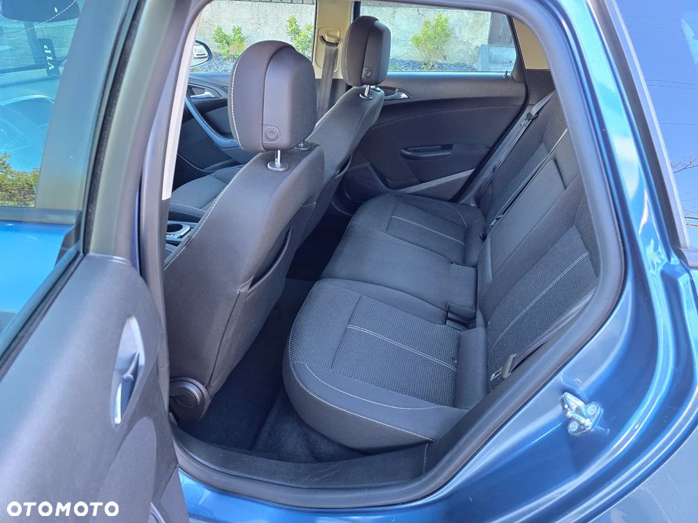 Opel Astra 1.4 Turbo Active - 11