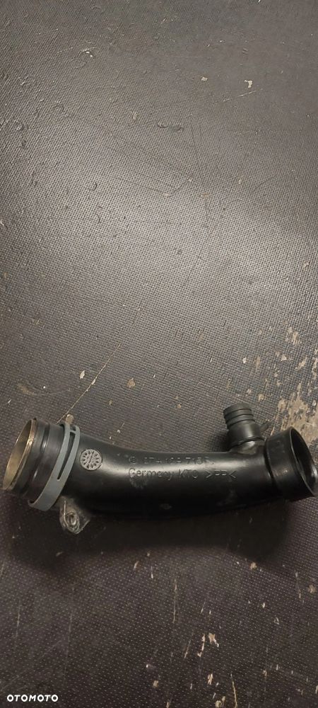 Przewód rura dolotowa turbosprężarki  vw t4 074129715F - 1