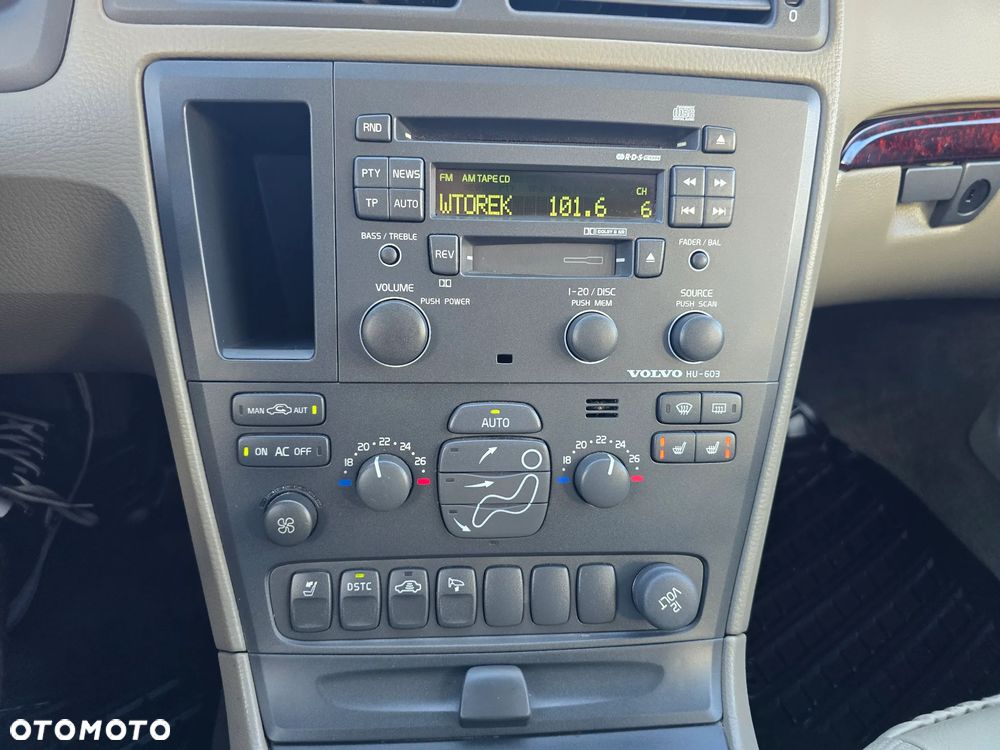 Volvo S60 2.4 Momentum - 27