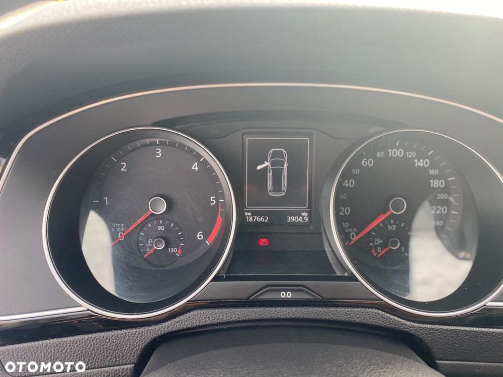 Volkswagen Passat 1.6 TDI BMT Comfortline - 7