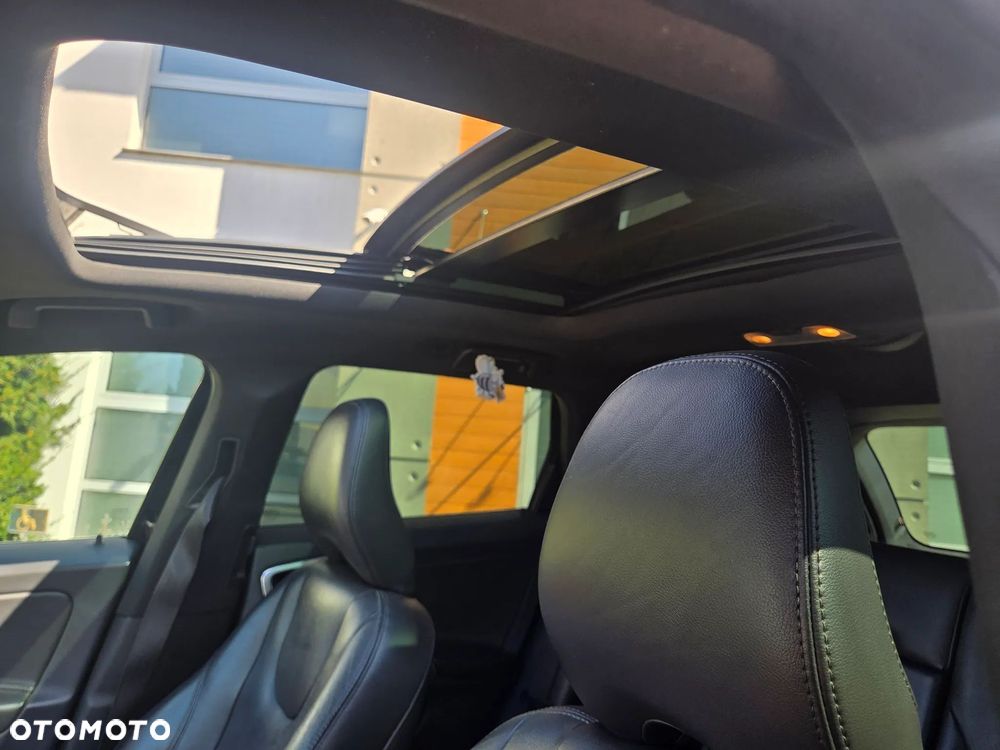 Volvo XC 60 - 6