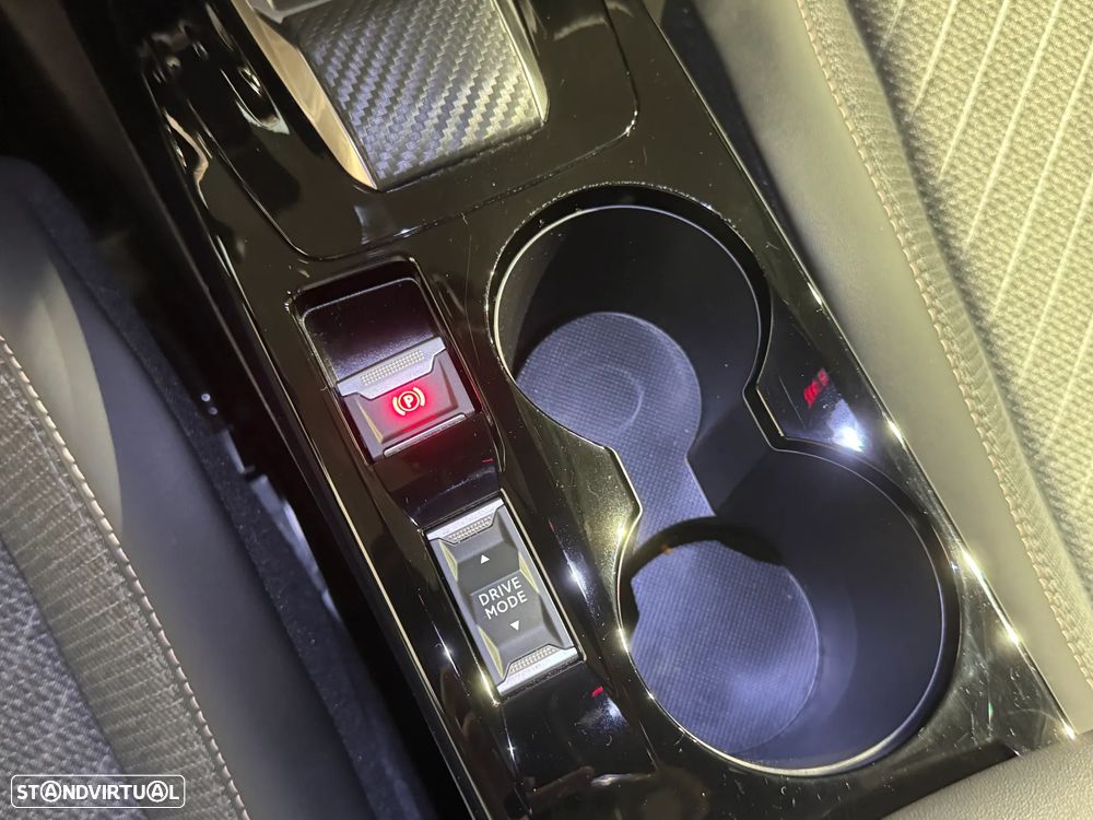 Peugeot 2008 1.2 Hybrid Allure e-DCS6 - 35