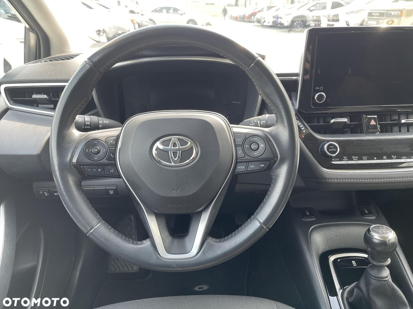 Toyota Corolla - 10