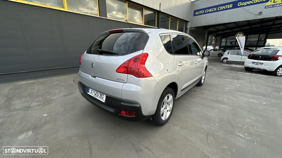 Peugeot 3008 1.6 e-HDi Active CMP6 - 9
