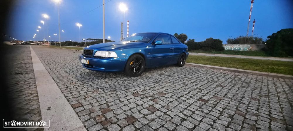 Volvo C70 Coupé 2.0 HT - 4