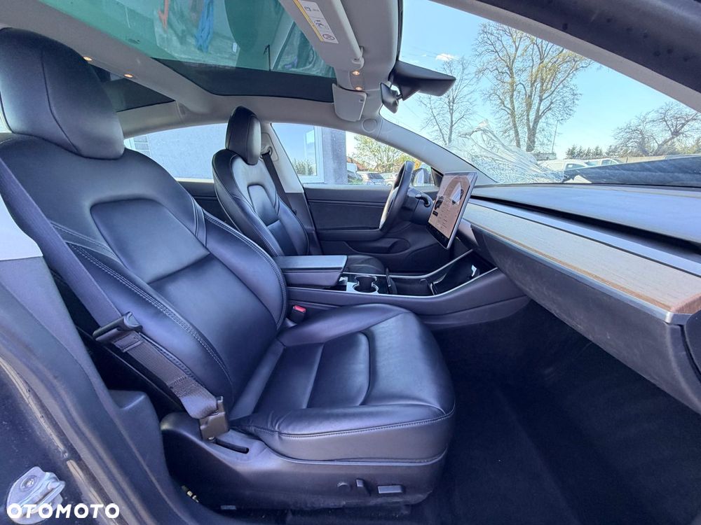 Tesla Model 3 Langstreckenbatterie Allradantrieb Dual Motor - 10