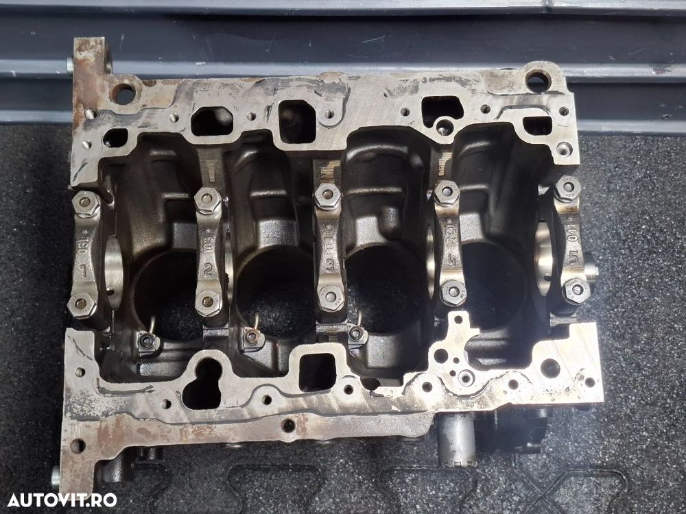 Bloc motor gol SKODA OCTAVIA III 5E3, NL3, NR3 2014 - 2020 1.6 TDI DDYA DGTE CRKB CLHA  04L023A - 1