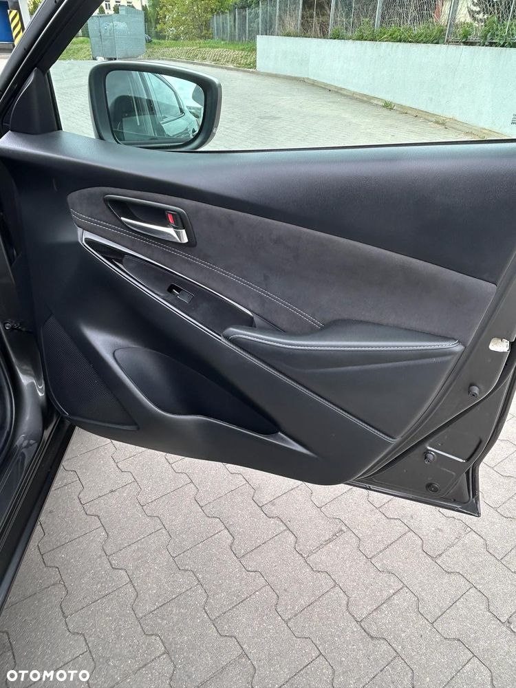 Mazda 2 SKYACTIV-G 90 Exclusive-Line - 33