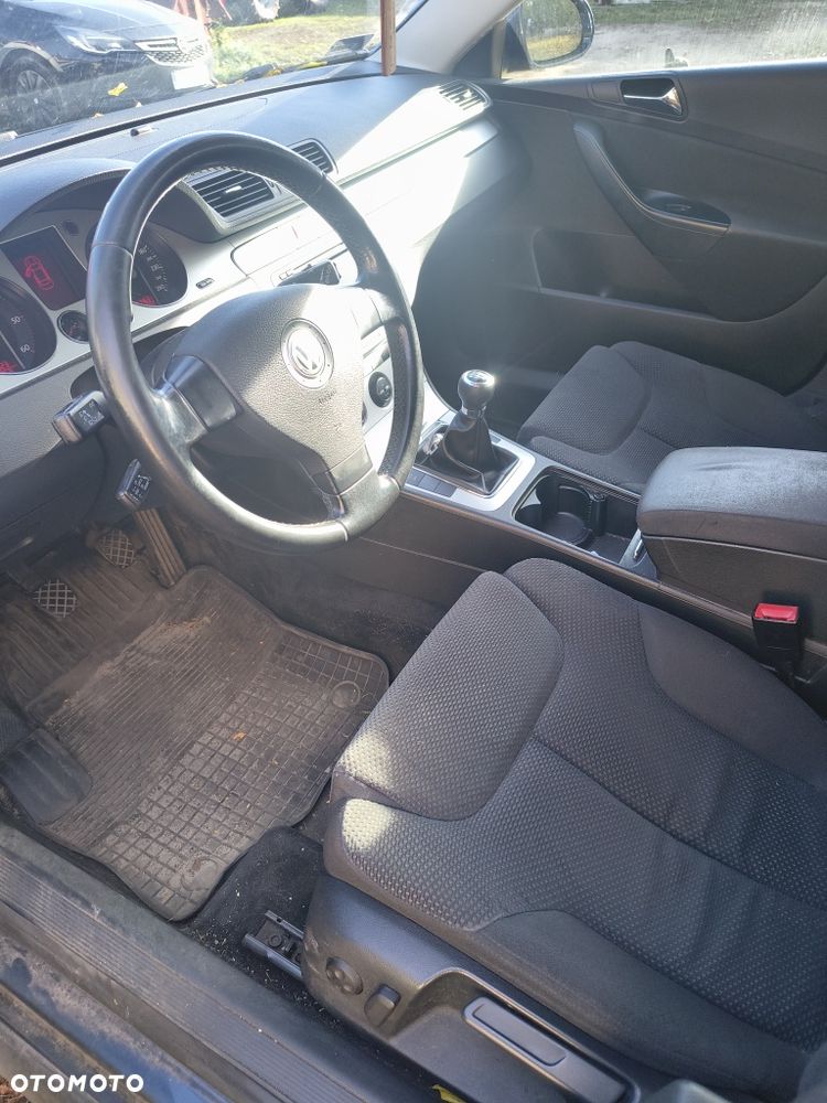 Volkswagen Passat - 6