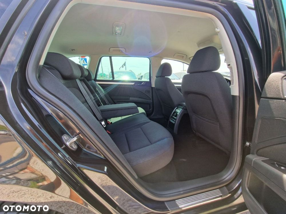 Skoda Superb - 23