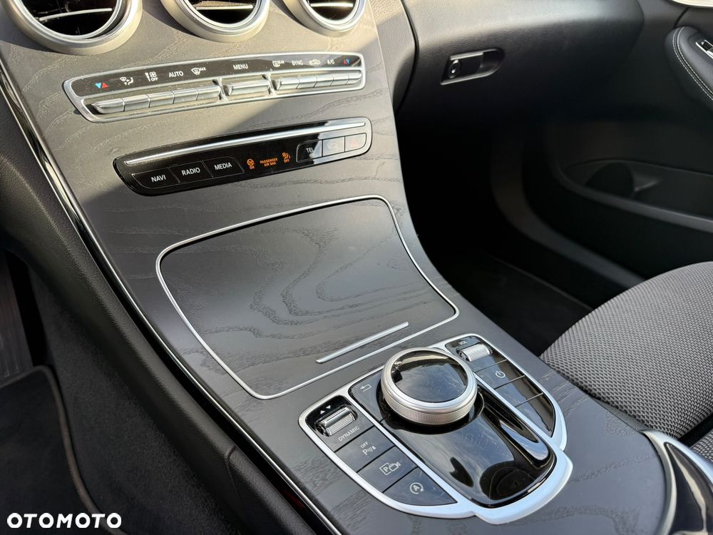 Mercedes-Benz Klasa C 180 d 9G-TRONIC - 19