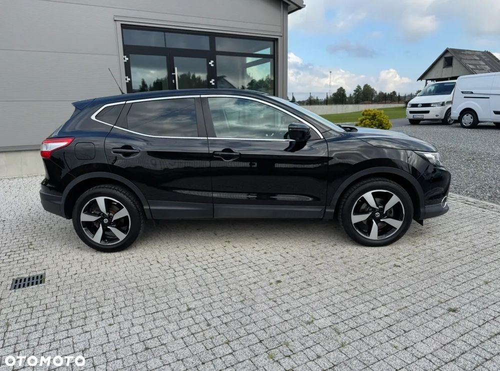 Nissan Qashqai 1.5 dCi TEKNA+ - 6