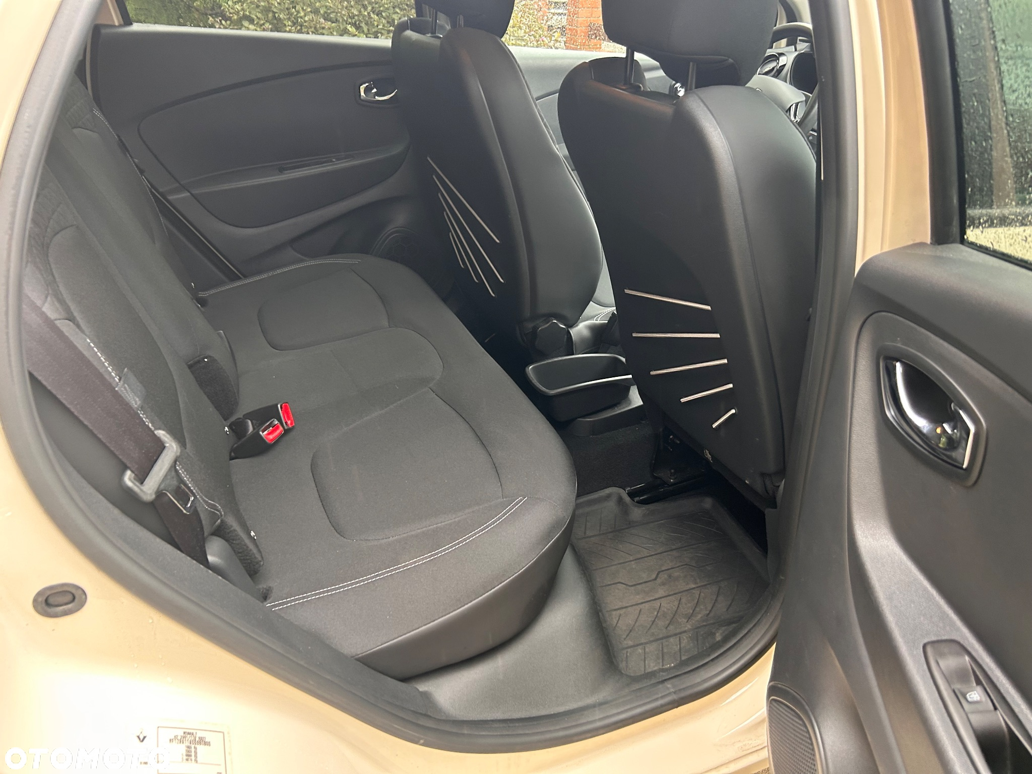 Renault Captur 0.9 Energy TCe Limited - 10