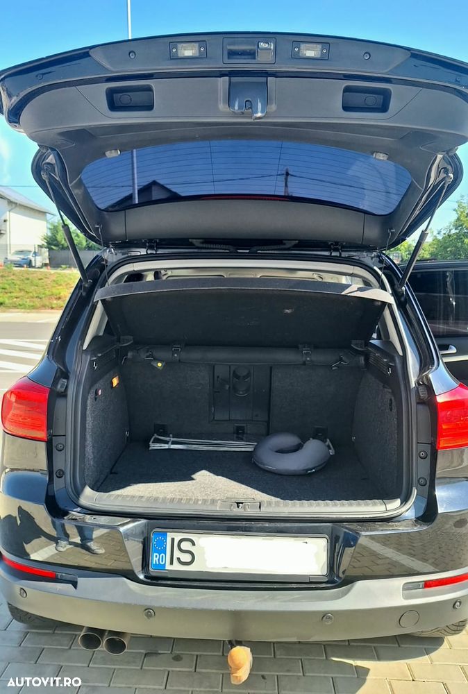 Volkswagen Tiguan 2.0 TDI 4Motion DSG Track & Field - 4