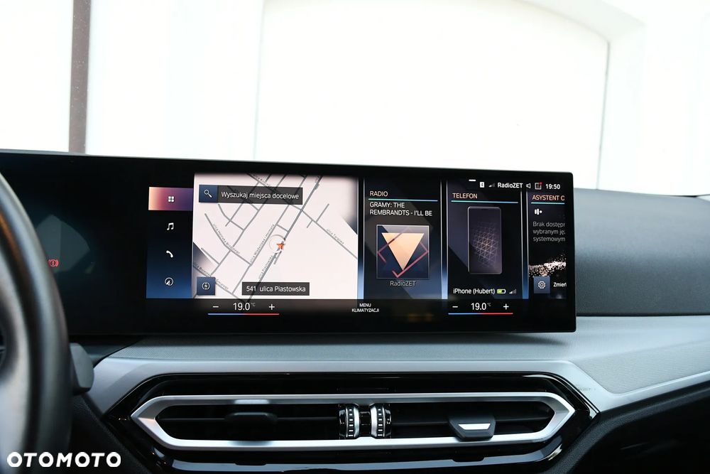 BMW Seria 3 318d mHEV - 29
