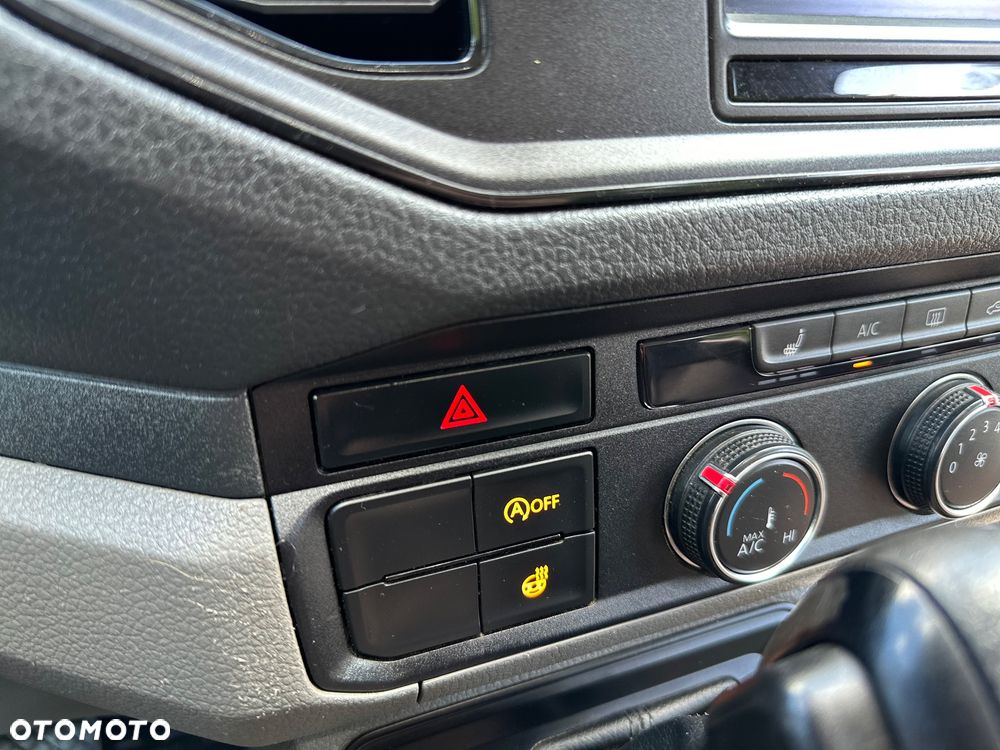 Volkswagen Crafter Brygadówka 5 osobowa - 25