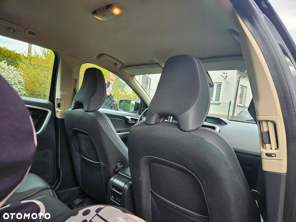 Volvo XC 60 - 11