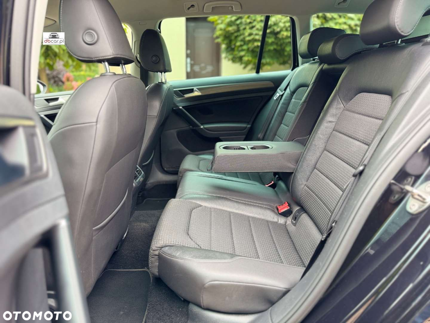 Volkswagen Golf - 13