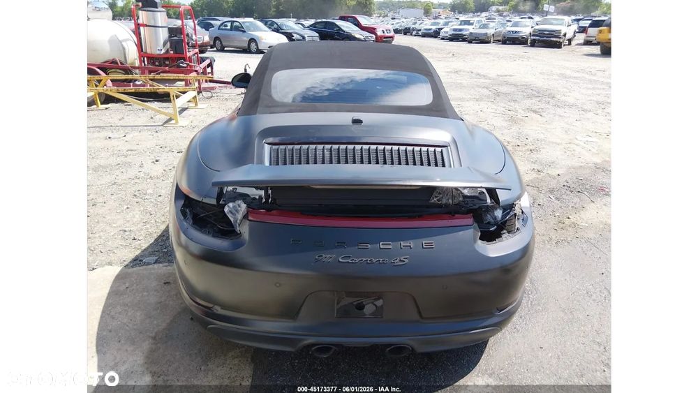 Porsche 911 Carrera 4S PDK - 8