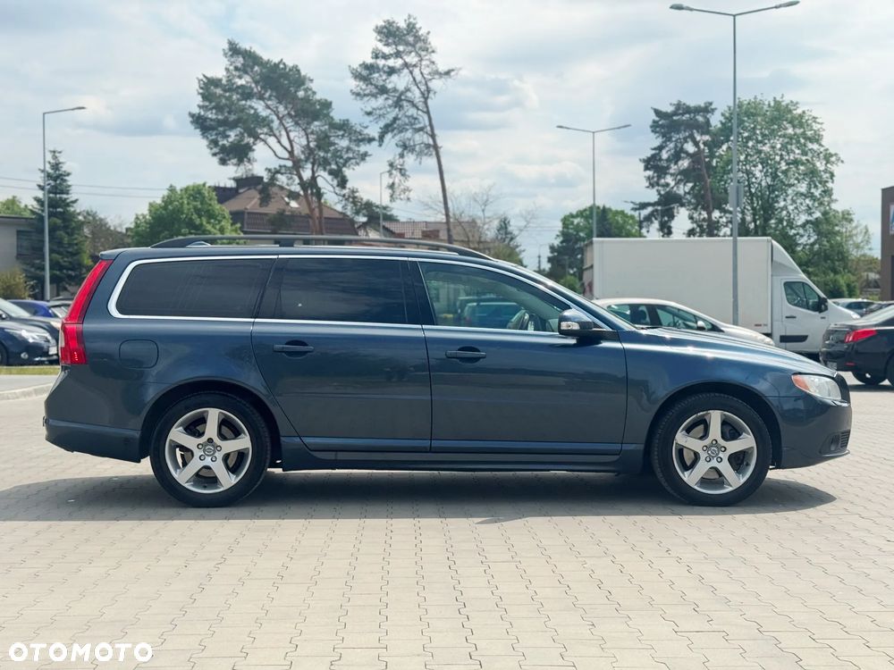 Volvo V70 3.2 Summum - 12