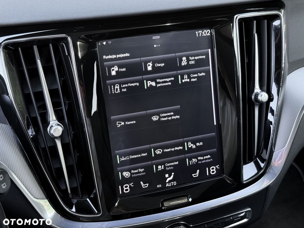 Volvo V60 T8 AWD Recharge Geartronic RDesign - 32